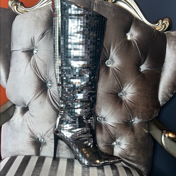 🪩 THE REFLECTION OF PERFECTION 👑 Azalea Wang "Showstopper" Mirror Mosaic Boots 🪩 - Picture 5 of 12